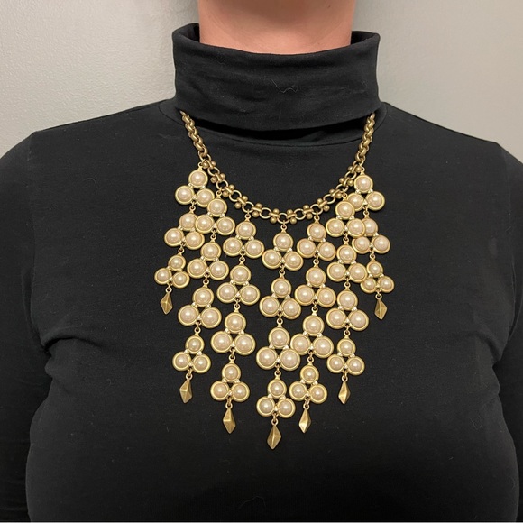 Stella & Dot Pearl Necklace - Picture 2 of 6